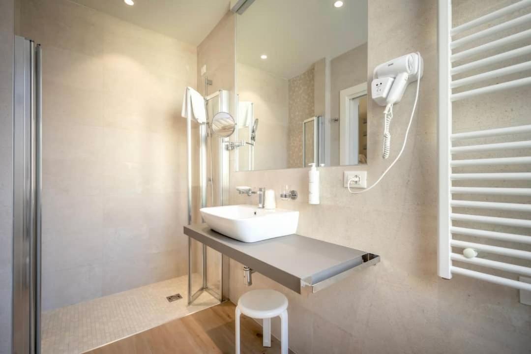 Hotel Le Lampare Caorle Exterior photo