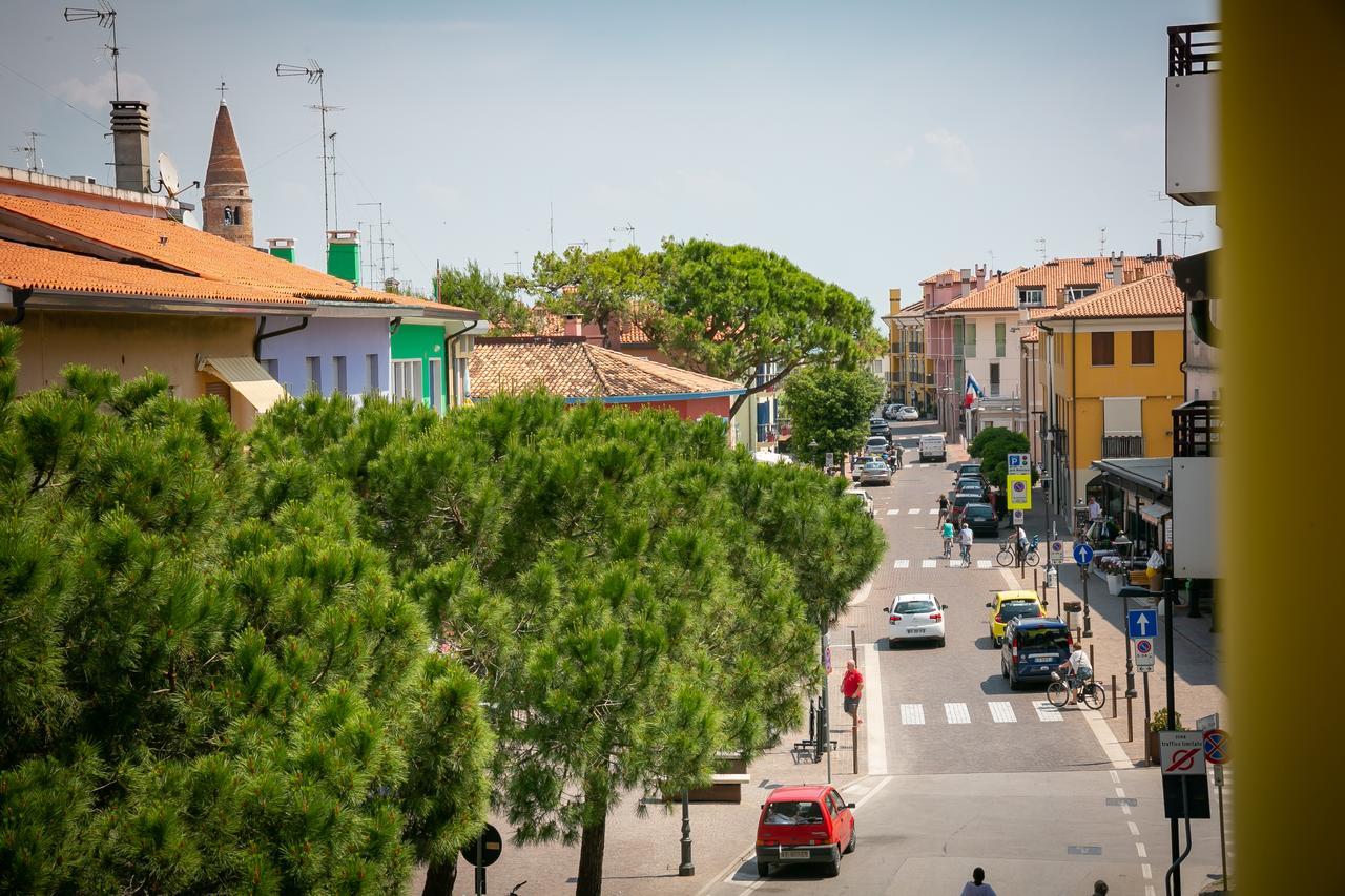 Hotel Le Lampare Caorle Exterior photo