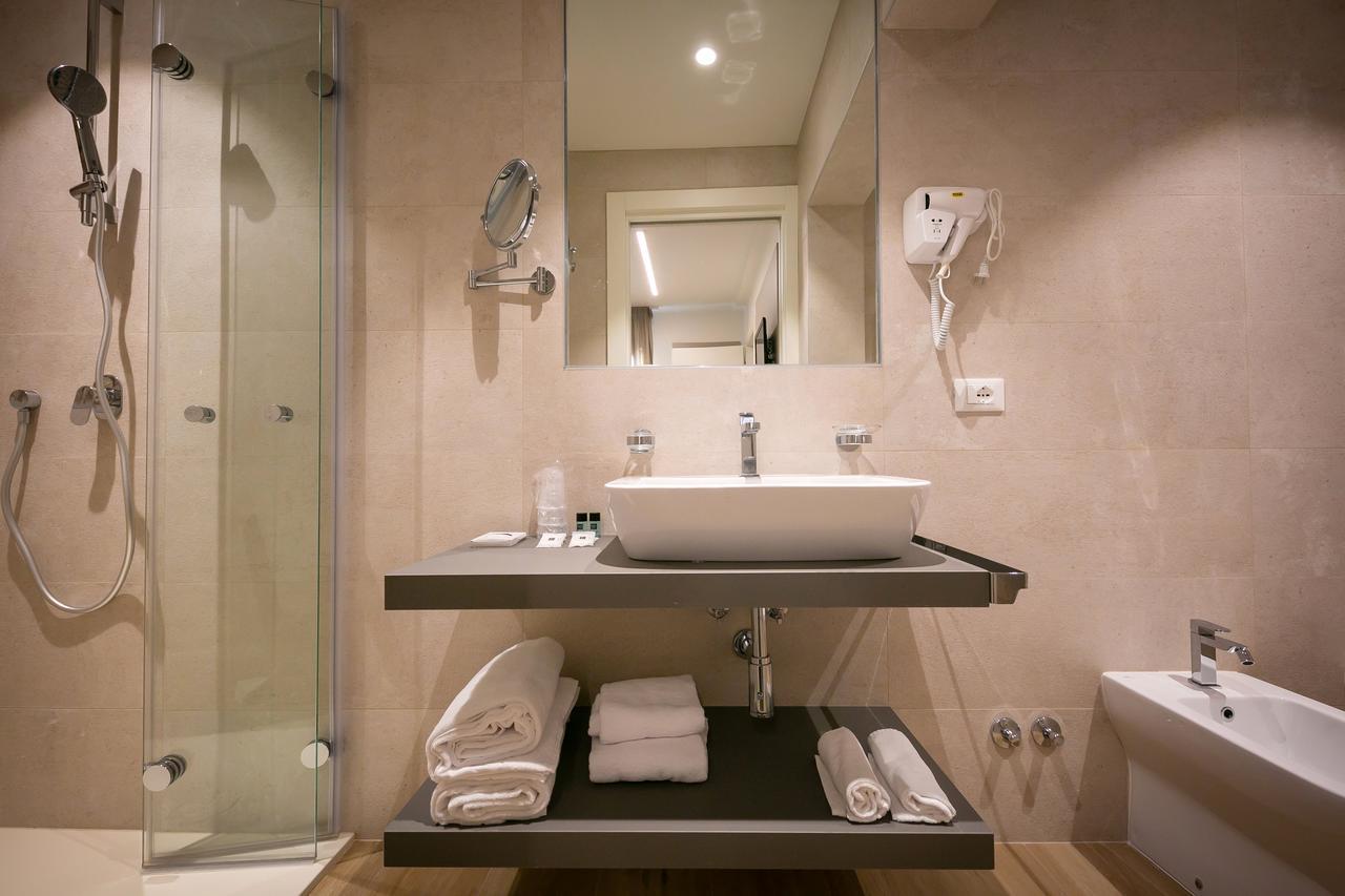 Hotel Le Lampare Caorle Exterior photo