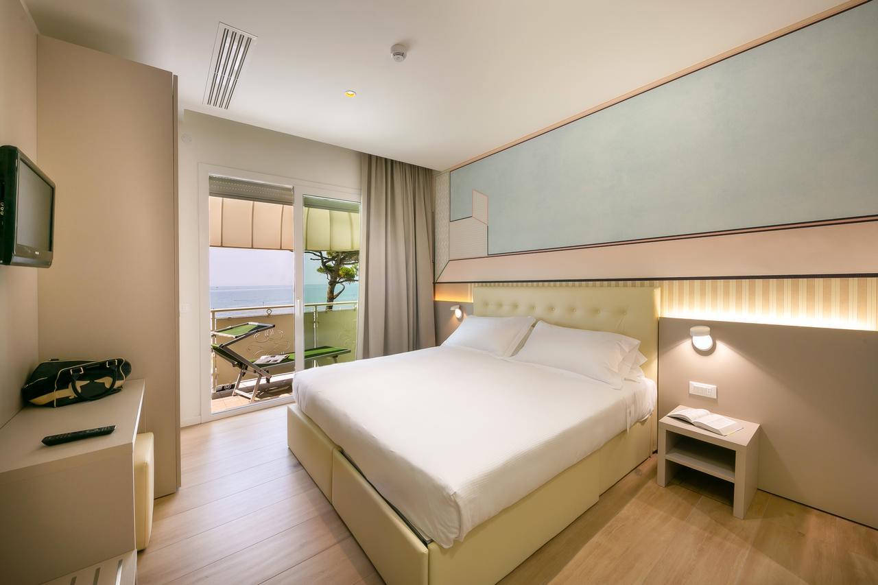Hotel Le Lampare Caorle Exterior photo