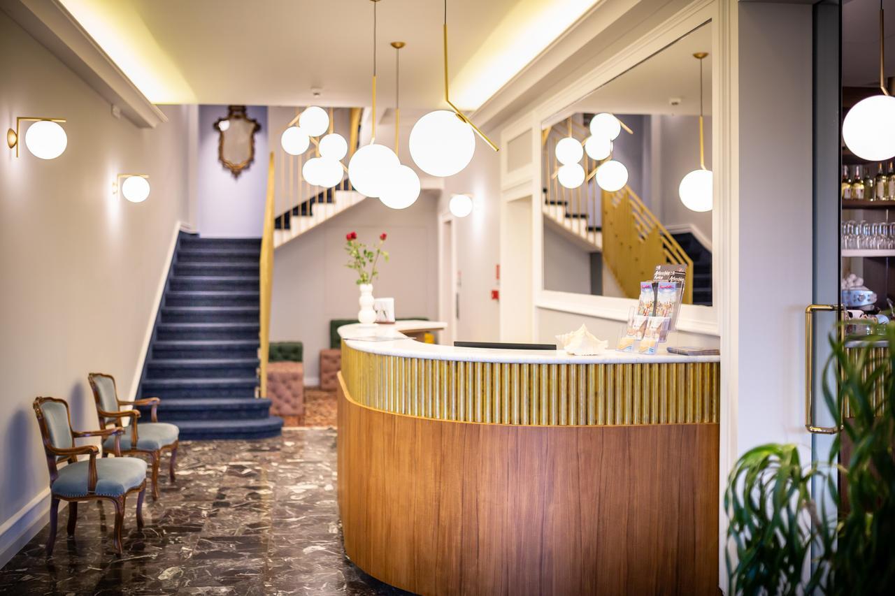 Hotel Le Lampare Caorle Exterior photo